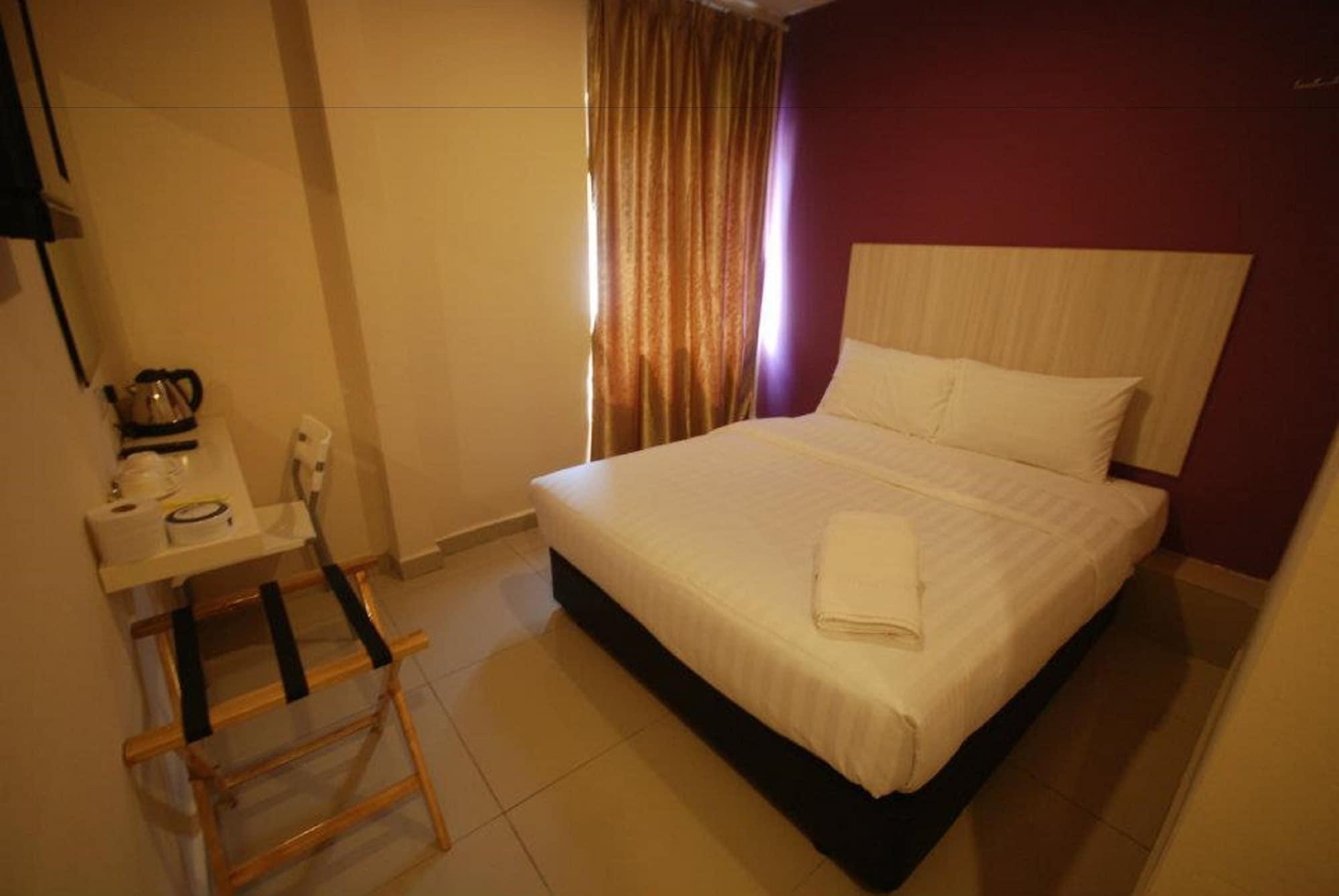 101 Hotel Bangi Exterior foto