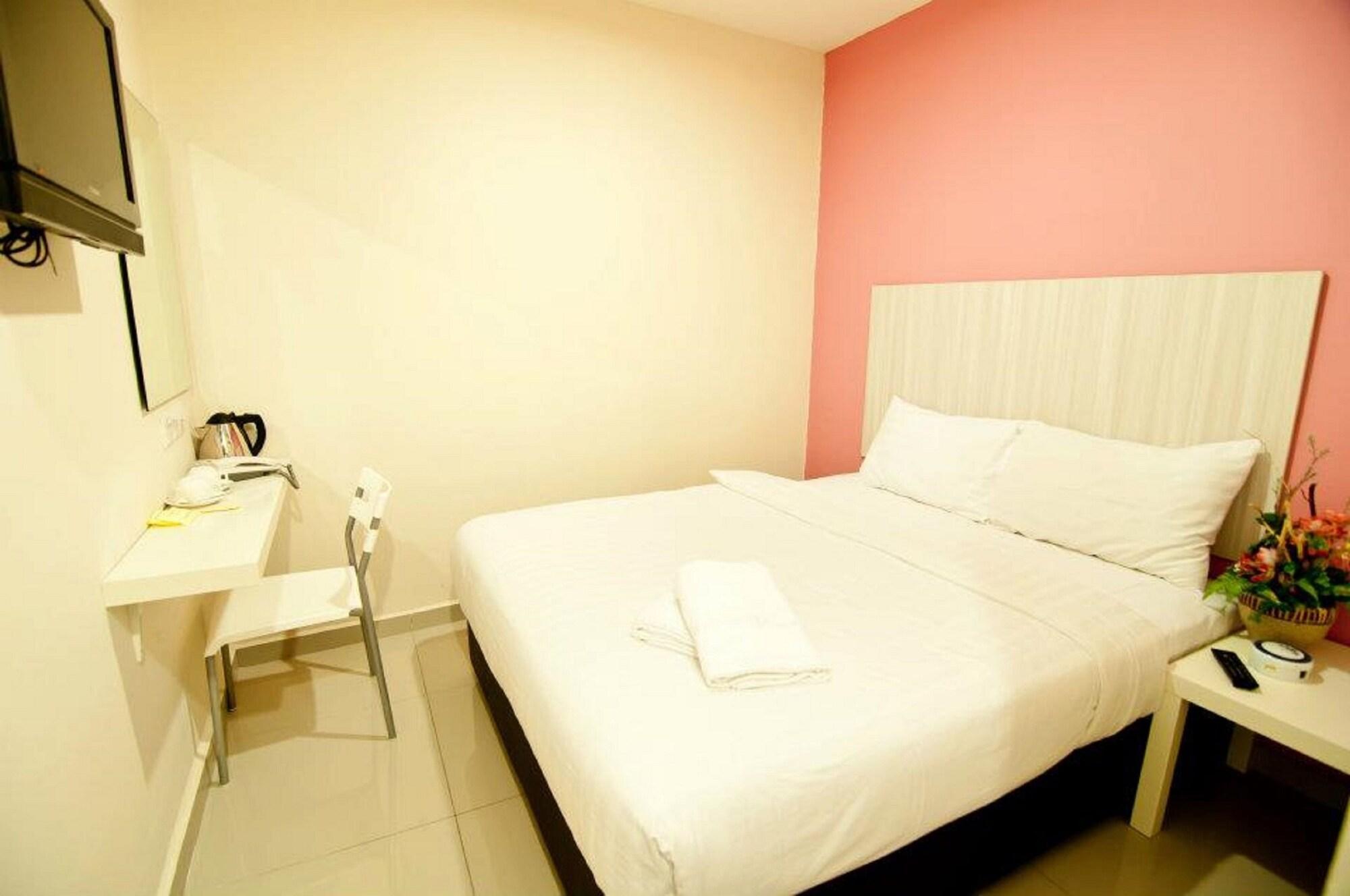 101 Hotel Bangi Exterior foto